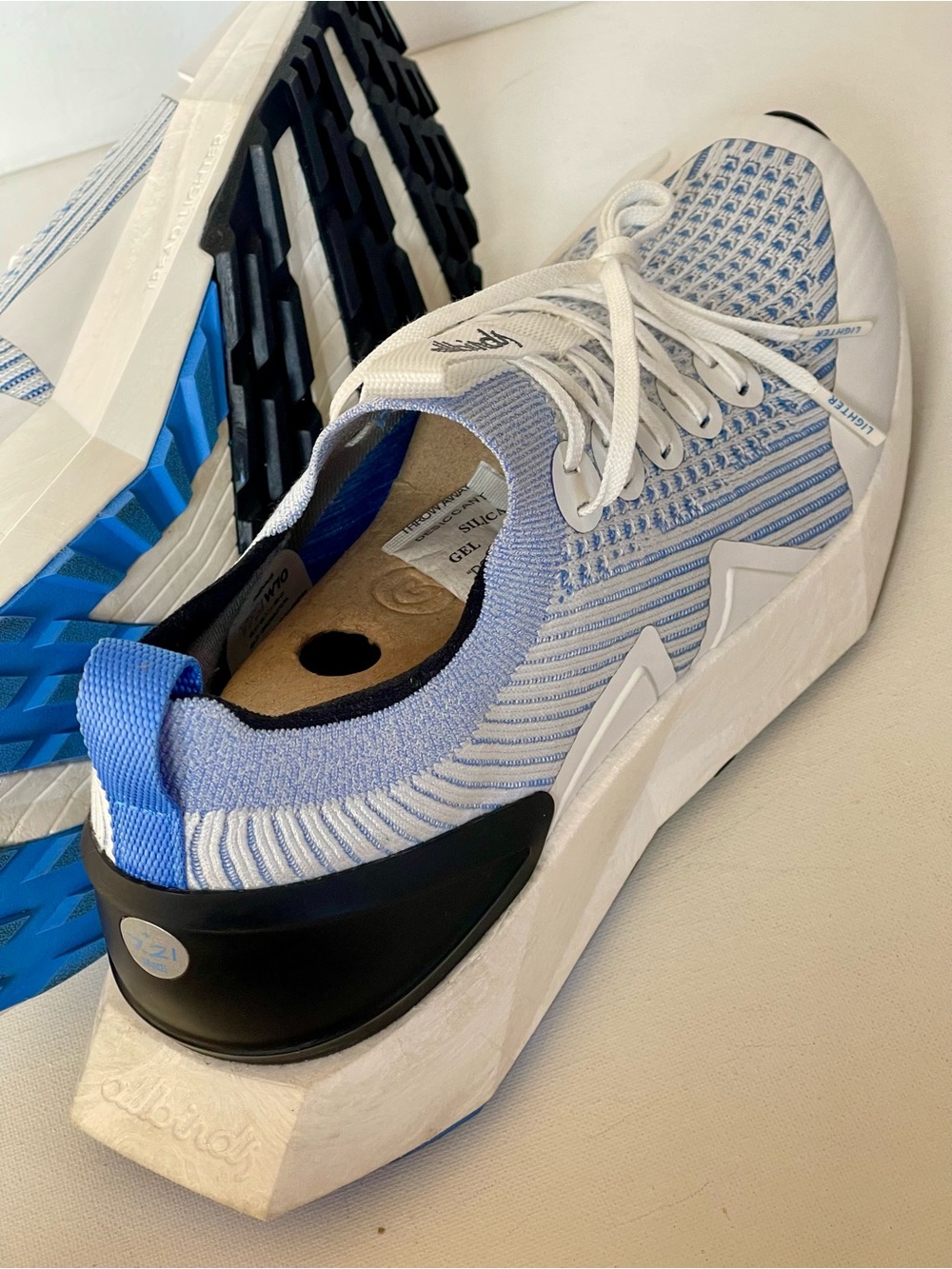 NEW ALLBIRDS TREE FLYER 2 BLIZZARD, PURE AZURE WOMENS RUNNING SHOE SIZE 8 or 10 - Picture 7 of 16